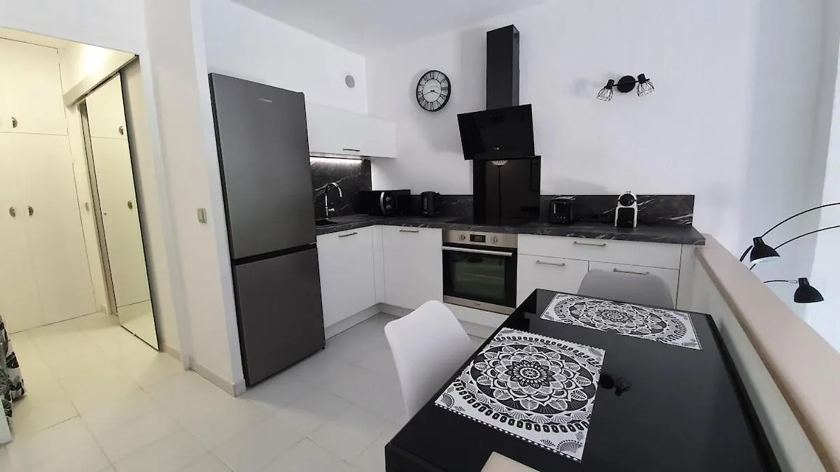 Cap D'Antibes Duplex Studio Garden-Terrace Beaches 0*, Antibes France
